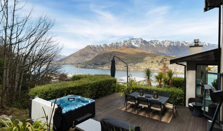 Villa 6232 in New Zealand Main Image